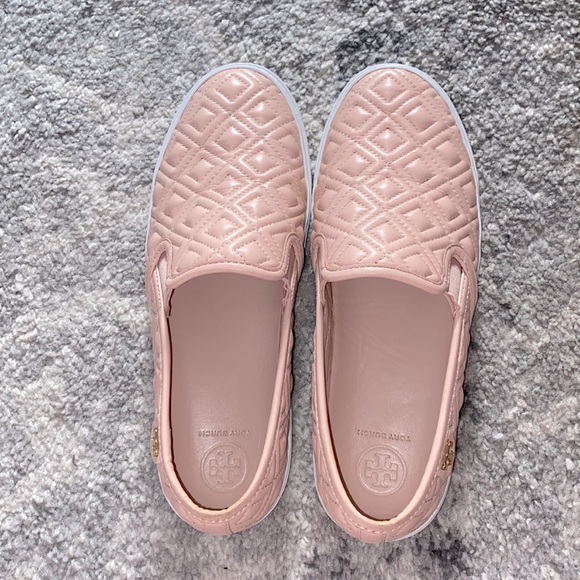 * SOLD ** - Tory Burch Jesse Quilted Sneakers - Picture 3 of 4